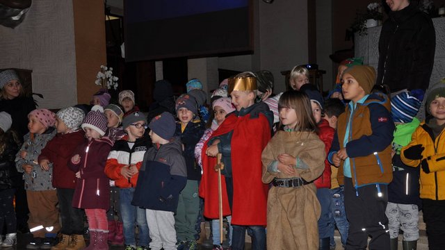 Pfarrkindergarten_Heilig_Kreuz_Martinsfeier_November_2022__32_