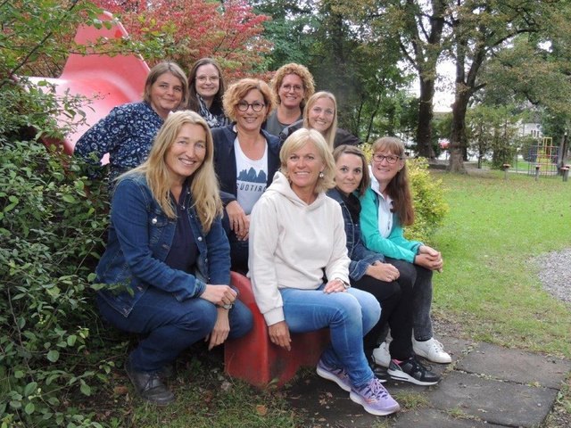 Pfarrkindergarten_HeiligKreuzTeamfoto