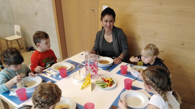 Kindergarten_Susi_Weigel_mit_Nazmiye