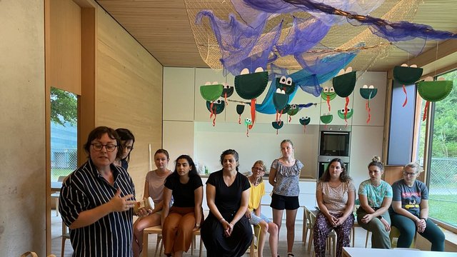 Workshop_Bienenwachstücher_mit_Corinna_Amann___Kindergarten_Susi_Weigel_am_28