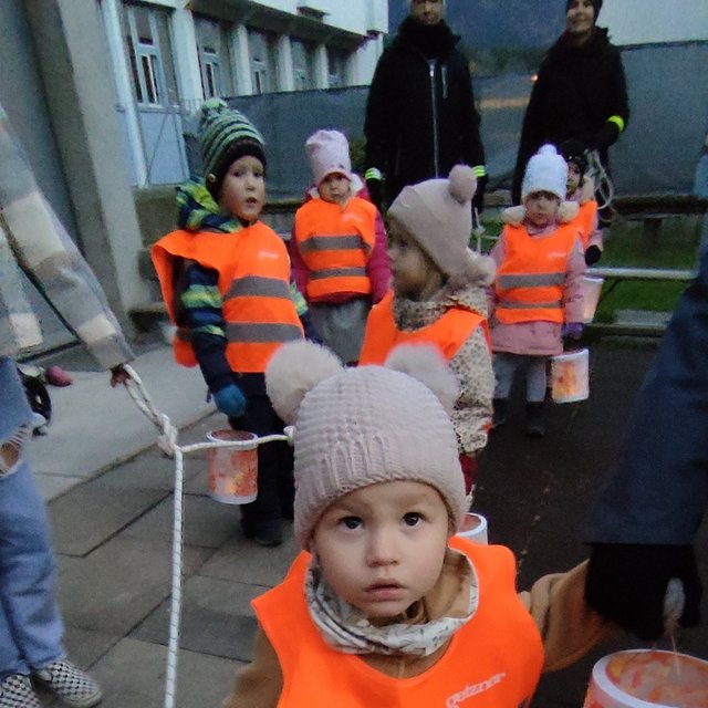 Kleinkindbetreuung_Getzners_Buntstiftle_-_Lichterlauf__8_