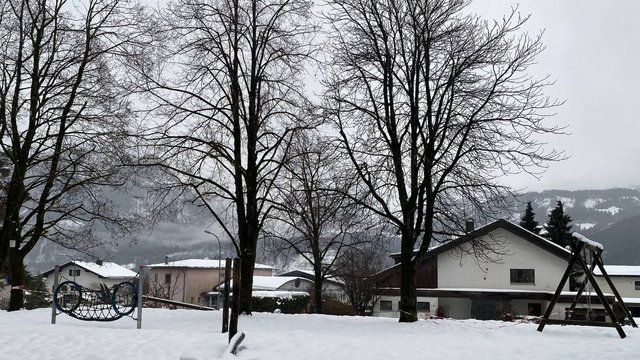 Kindergarten_Don_Bosco__Spielplatz_vorne