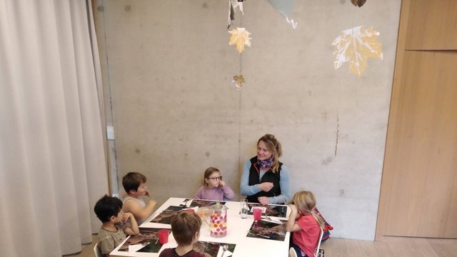 Kindergarten_Susi_Weigel_MIttagstisch_Waldkindergarten