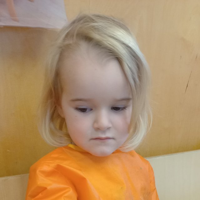 Kleinkindbetreuung_Getzners_Buntstiftle_-_Laternen_basteln__14_