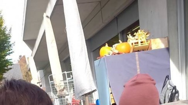 Kleinkindbetreuung_Getzners_Buntstiftle_-_Laternen_basteln__8_