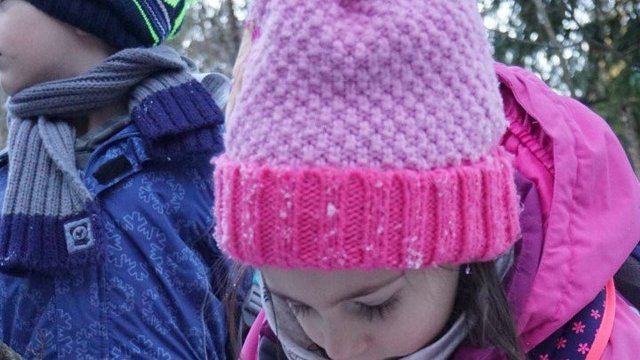 13KindergartenSusiWeigel_grillen_Jänner22