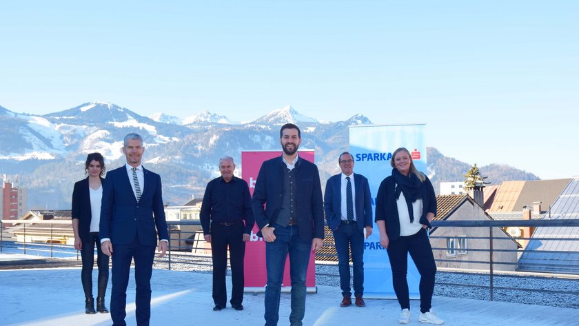 Mit dem heutigen Tag geht der Werbevertrag der Stadt Bludenz mit der Sparkasse Bludenz in die Verlängerung. Somit ist die Sparkasse Bludenz auch in Zukunft Hauptsponsor der Bludenz Stadtmarketing GmbH.